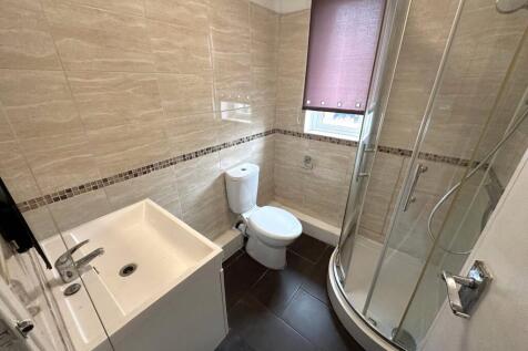 Upstairs Bathroom