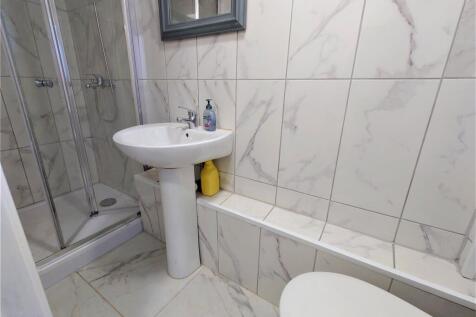Shower &amp; W/C