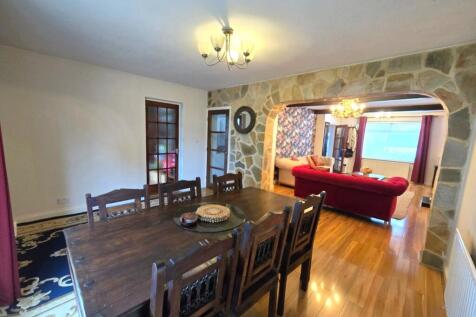Dining Room (2)