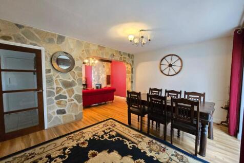 Dining Room (3)