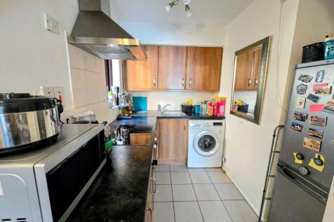 Kitchen (2)