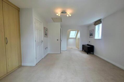 Bedroom Four (2)
