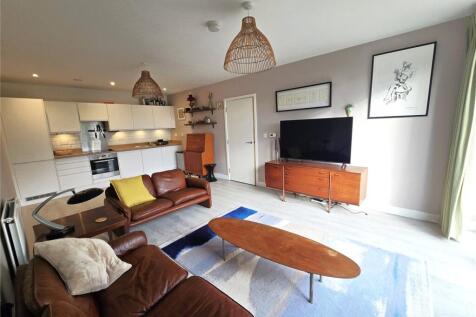 Lounge/Kitchen