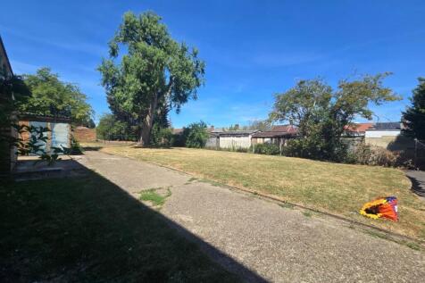 Communal Grounds
