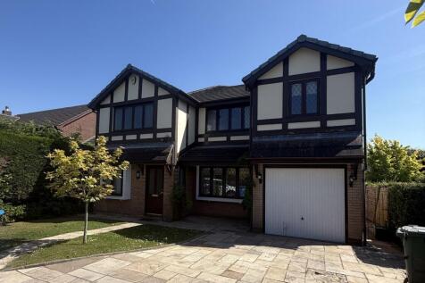 Maple Close