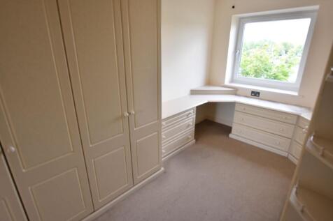 Walk-in Wardrobe