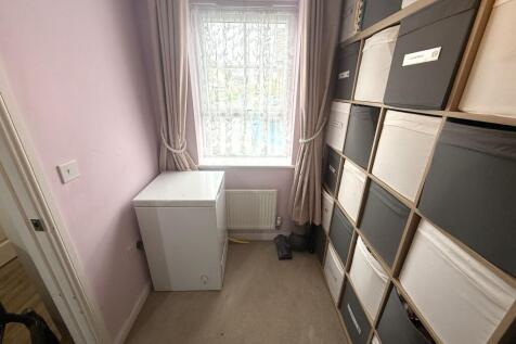 Office / Bedroom 4