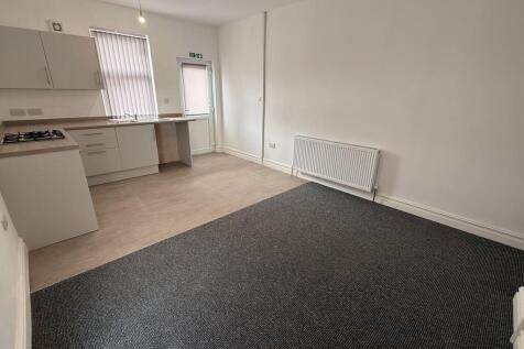 Studio Flat