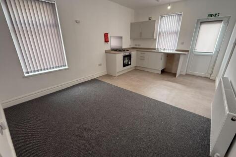 Studio Flat
