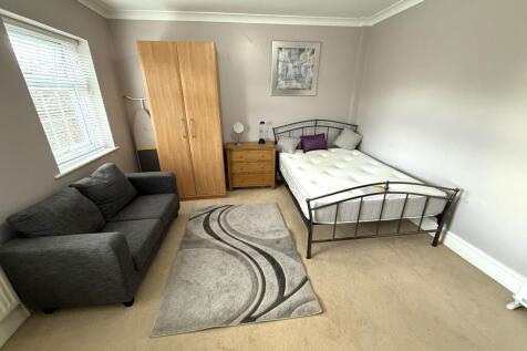Bedroom / Lounge