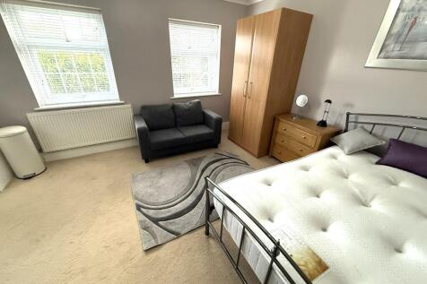 Bedroom / Lounge