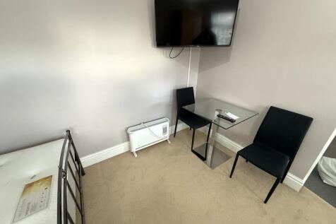 Bedroom / Lounge
