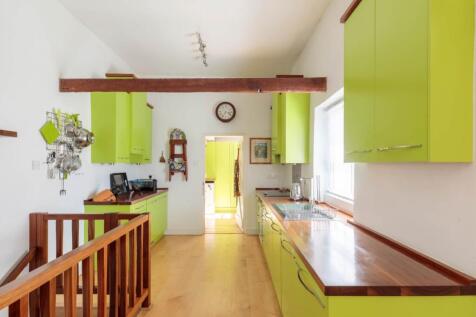 Property Image 9