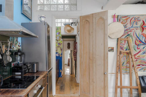 Property Image 8