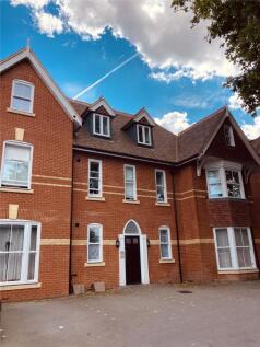 Flat 10, 1
