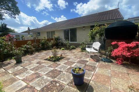 rear garden.jpeg