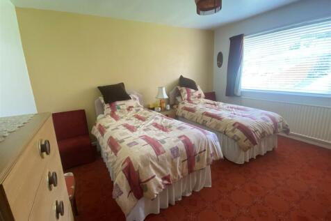 bed1.jpeg