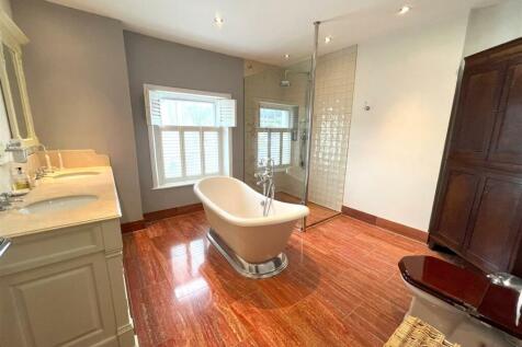Superb Bathroom