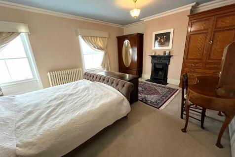 Bedroom 3-3.jpg