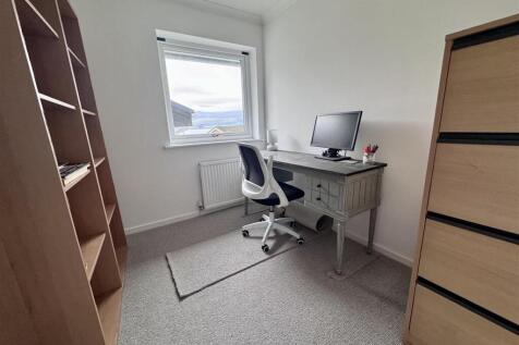 Bedroom 4/Study