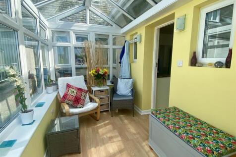 Entrance Conservatory