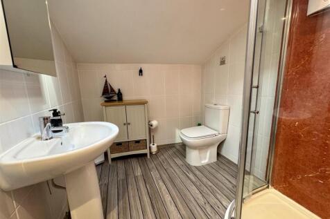 Shower Room/WC