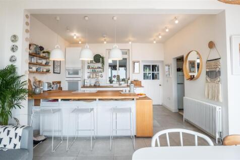 Outstanding Kitchen/Dining and living Room