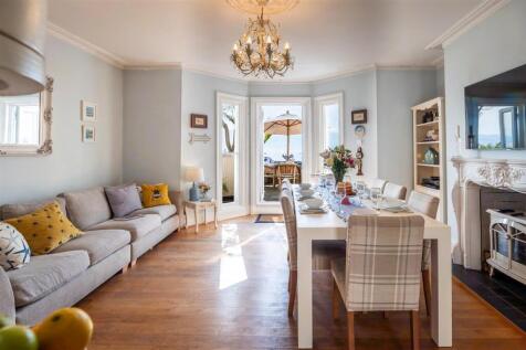 Interior - 2 Bulkeley Terrace, Beaumaris-5.jpg