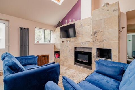 8592477-Stills-interior32(1).jpg