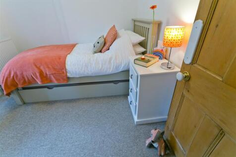 bed_5new3.JPG