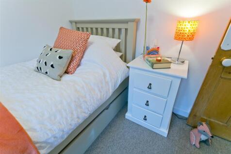 bed_6new3.JPG