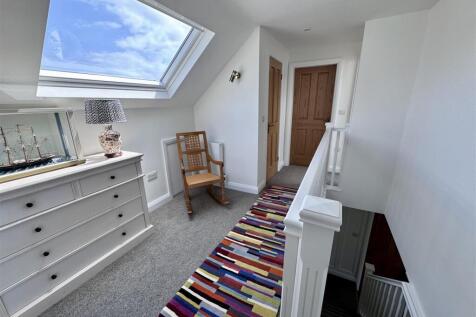 First Floor Landing/Home Office Area