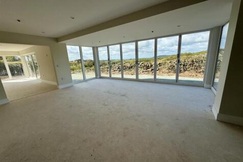 Superb Kitchen/Dining Room