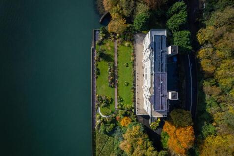 29 Glyn Garth Court-11.jpg