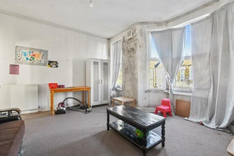 13-9aacGCWT - FFF 78 Wakeman Road - Reception 2-Or