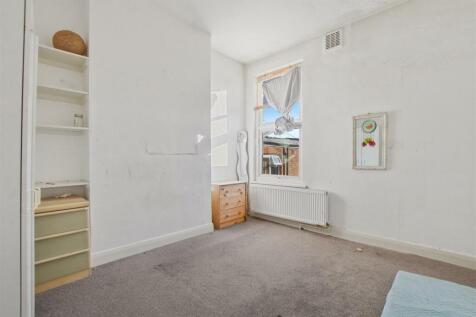 07-60e7GCWT - FFF 78 Wakeman Road - Bedroom -Origi