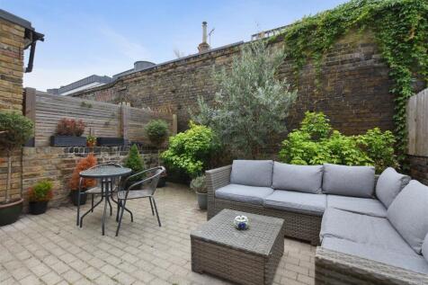 07-8a38GCWT - 55 Pember Road - Garden 2 -Original 