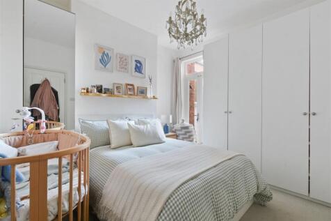 03-3010GCWT - Flat A 27 Leghorn Road - Bedroom 2 -
