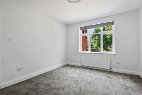 02-860dGCWT - 84 Longstone Ave - Bedroom 2 -Origin