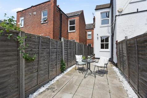 11-49d7GCWT - 27 Furness Road - Rear -Original (6)