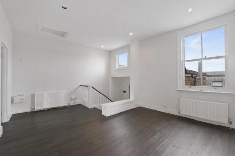 09-cef7GCWT - TFF - 23 Pember Road - Reception 2 -