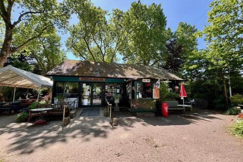 Roundwood Park Café