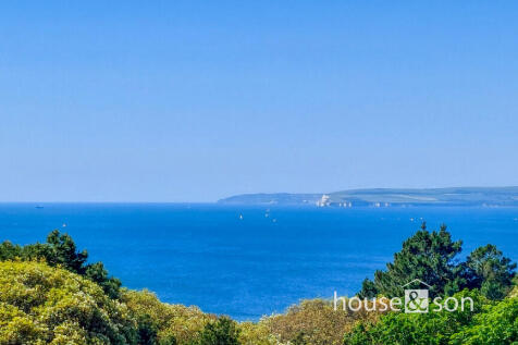 close sea not blu...