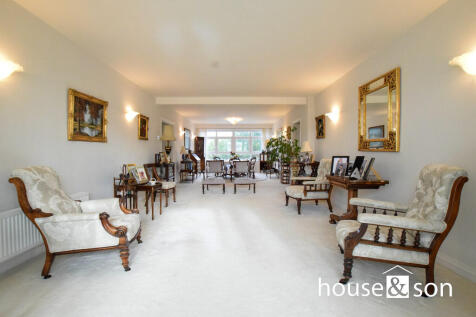 lounge area