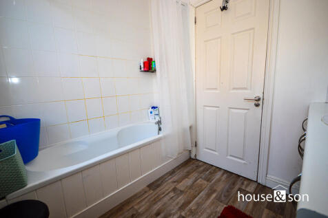 Bathroom2
