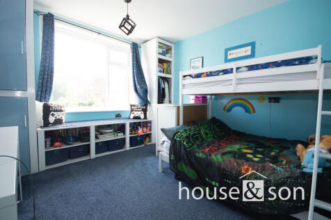 BedroomTwoMain