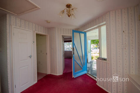 EntranceHall1