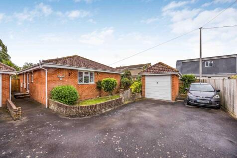 3 bedroom Bungalow for sale
