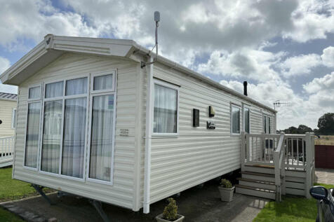 2 bed park home for sale Manor Road, Hayling Isla