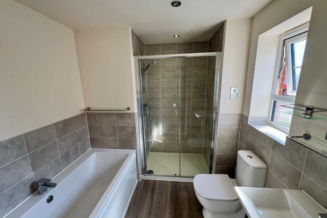 En-suite Bathroom